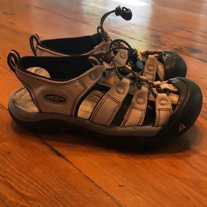 Keen sandals beige